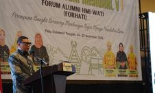 Ahmad Doli Kurnia Ingatkan Forhati Beri Penguatan Untuk Perempuan di Acara Munas KAHMI dan FORHATI!